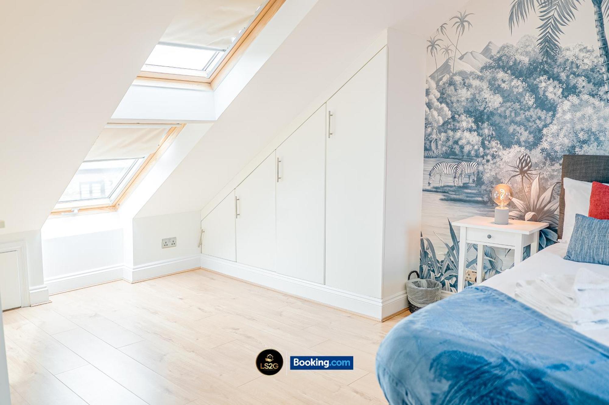 Stunning House By Ls2G Short Lets & Serviced Accommodation Greater London With Free Wifi Exterior foto